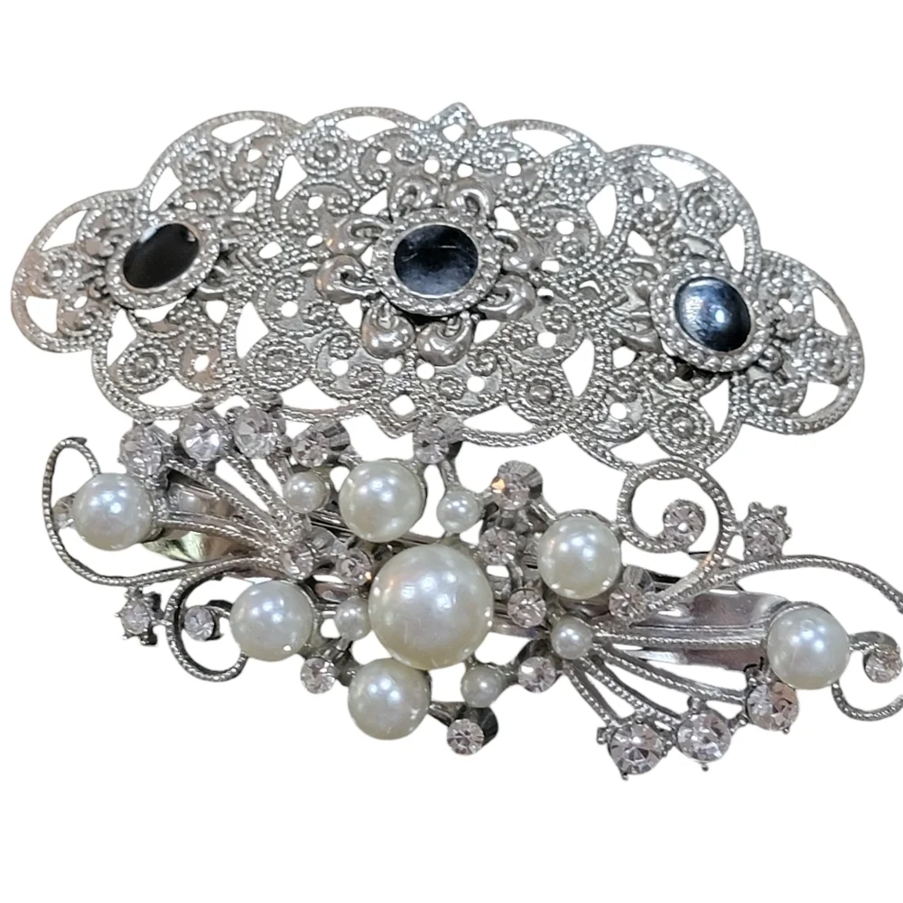 N/A pair rhinestone